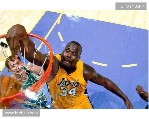 沙奎尔·奥尼尔的篮球传奇：从湖人王朝到个人品牌的全面崛起