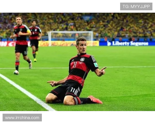 米罗斯拉夫·克洛泽：从德国足球传奇到世界杯最佳射手的辉煌历程