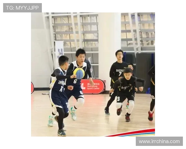 杭州篮球队在邀请赛中的灵活性表现分析与战术探讨