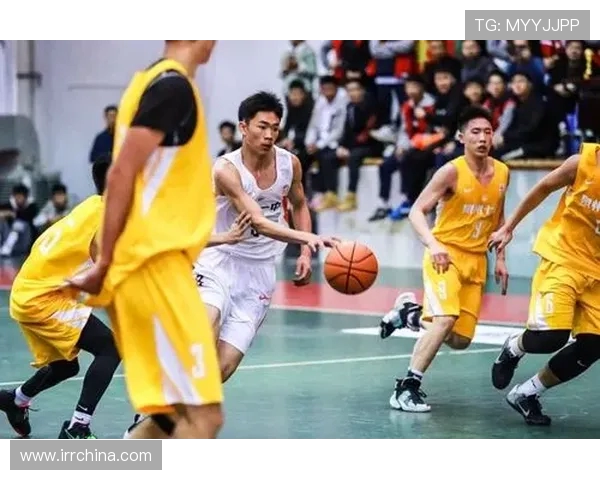 深圳篮球队速度之争引发热议球迷观点各异分析背后原因与影响 深圳篮球队速度之争引发热议球迷观点各异分析背后原因与影响