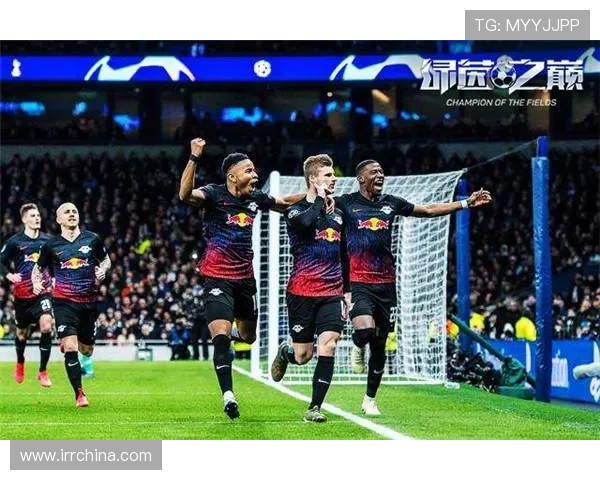 阿贾克斯鏖战劲旅巅峰对决再掀欧战激情燃动绿茵赛场