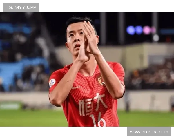 中国足球迎战卡塔尔黄博文能否助力球队逆袭成功