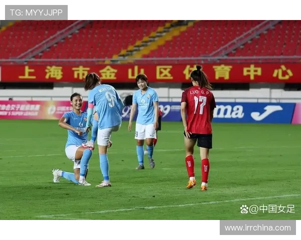 女超联赛精彩对决上海女足迎战江苏女足争夺胜利荣耀